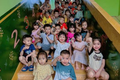 Làm vòng tay tặng mẹ -8/3 lá 2