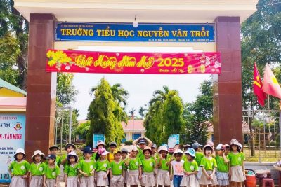 HOẠT ĐỘNG THAM QUAN TRƯỜNG TIỂU HỌC CỦA CÁC BÉ TRƯỜNG MG BÚP SEN XANH